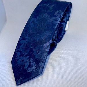 Bar III Floral Tie